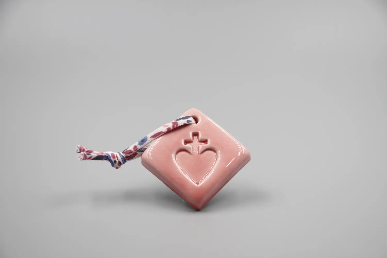 Bébé Sacré Coeur - Vieux Rose & Ruban Organza